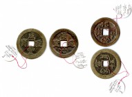 CHINA
SHUN CHICH 1644-1662 et HSIEN FENG 1851-1861 
Deux monnaies en bronze