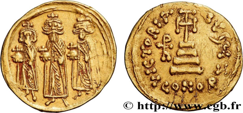 HERACLIUS, HERACLIUS CONSTANTINE and HERACLONAS
Type : Solidus  
Date : 639-641 ...