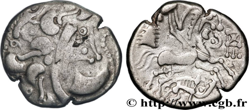 GALLIA - BAÏOCASSES (Area of Bayeux)
Type : Statère d’argent au sanglier, “style...
