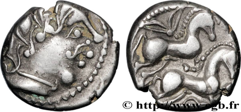 PICTONES / BITURIGES - MID-WESTERN, Unspecified
Type : Drachme aux deux chevaux,...