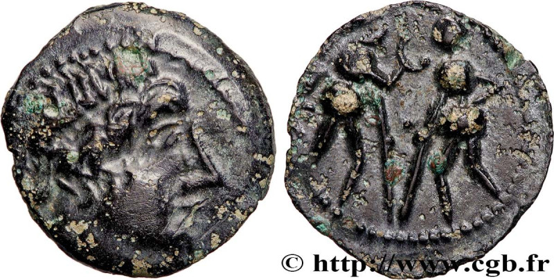 TURONES (Area of Touraine)
Type : Bronze aux lutteurs, anépigraphe 
Date : c. 70...