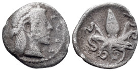 Sicily, Syracuse, c. 466-460 BC. AR Litra (12mm, 0.69g). Head of Arethusa r., wearing earring, necklace and pearl diadem. R/ Octopus. Boehringer Serie...