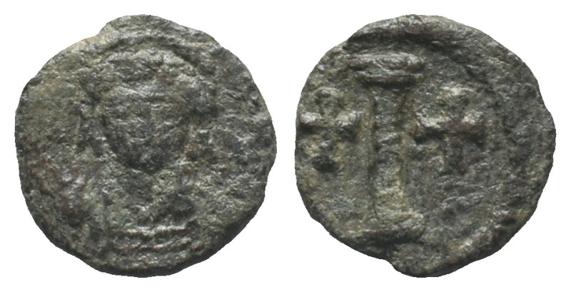 Tiberius II Constantine (578-582). Æ 10 Nummi (18mm, 1.79g). Ravenna. Helmeted a...