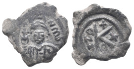 Maurice Tiberius (582-602). Æ 20 Nummi (26mm, 6.58g). Constantinople, year 10. Diademed, helmeted and cuirassed facing bust, holding globus cruciger. ...