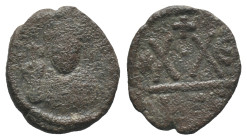 Heraclius (610-641). Æ 20 Nummi (19mm, 3.91g). Carthage. Crowned, helmeted and cuirassed bust facing, holding globus cruciger. R/ Large X•X; cross abo...