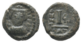Heraclius (610-641). Æ 10 Nummi (14mm, 3.31g). Catania, year 9. Crowned, draped and cuirassed bust facing, holding globus cruciger. R/ Large I between...