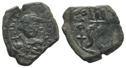 Constans II (641-668). Æ 40 Nummi (25mm, 5.98g). Syracuse, 641-644. Crowned and draped facing bust, holding globus cruciger. R/ Large m; A/N/A N/Є/O/ς...