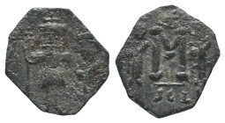 Constans II (641-668). Æ 40 Nummi (18mm, 2.21g). Syracuse, 659-668. Constans, holding long cross with r. hand, and Constantine IV, both crowned, stand...