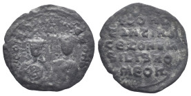 Constantine VII and Zoe (913-959). Æ 40 Nummi (28mm, 6.77g). Constantinople, 914-919. Crowned facing busts of Constantine, beardless and wearing loros...
