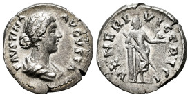 Faustina Junior. Denarius. 161-175 AD. Rome. (Ric-III 723). (Bmcre-161). (Rsc-240). Anv.: FAVSTINA AVGVSTA, draped bust to right. Rev.: VENERI VICTRIC...
