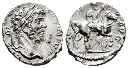 Septimius Severus. Denarius. 196-197 AD. Rome. (Ric-IV 91). (Rsc-578). Anv.: L SEPT SEV PERT AVG IMP VIII, laureate head to right. Rev.: (PROFECTI)O A...