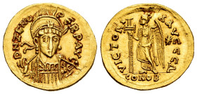 Zeno. Solidus. 476-491 AD. Constantinople. (Ric-X 910/929). (Depeyrot-108/1). Anv.: D N ZENO PERP AVG, pearl-diademed, helmeted and cuirassed bust fac...