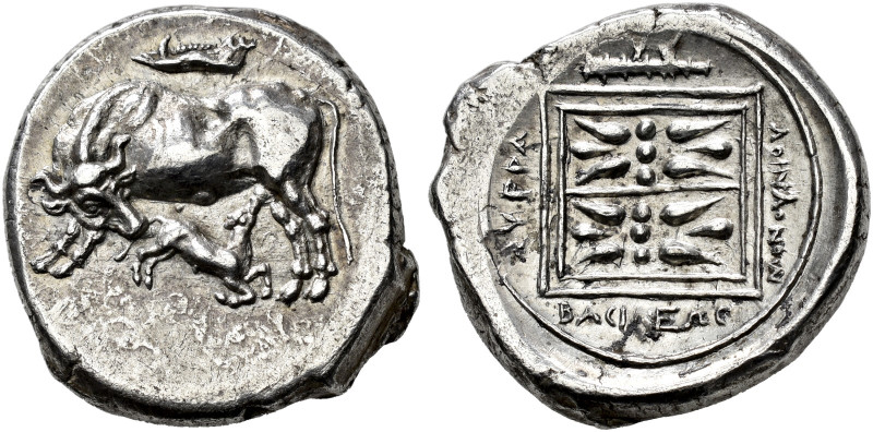 ILLYRIA. 
MONUNIOS, king about 300 BC. Stater, Dyrrhachion. AR 10.56 g. Cow sta...