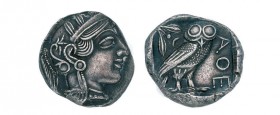 Tetradrachme Athen, um 420, Kopf der Athena mit attischem Helm, Eule in vertieftem Quadrat nach rechts.