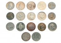 Komplette Sammlung DDR mit 123 Münzen ab 1966 bis 1990 von 5 Mark bis 20 Mark in hochwertiger Münzkassette. Dabei auch die wertvollen Stücke wie 20 Ma...