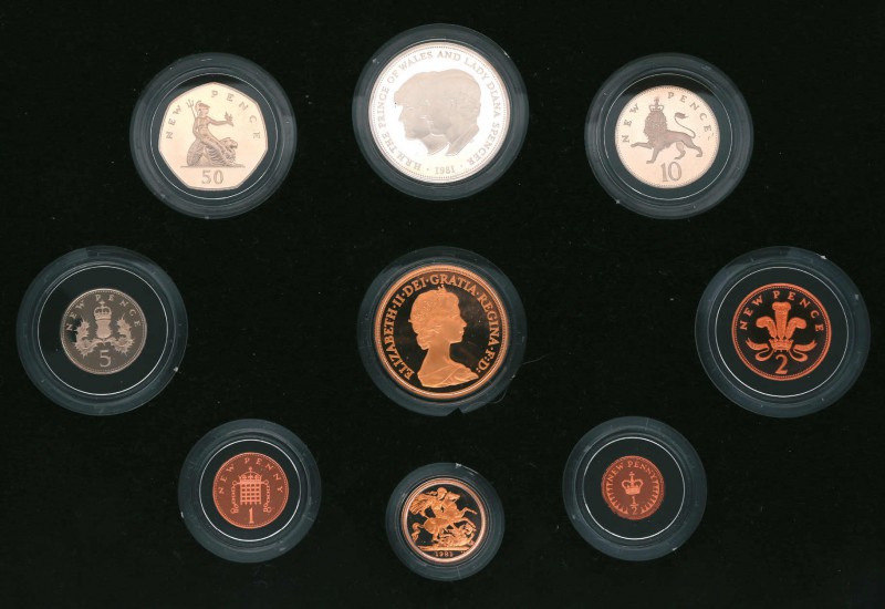 Grossbritannien Kursmünzensatz 1981 in polierter Platte mit 5 Pfund Gold und Sov...