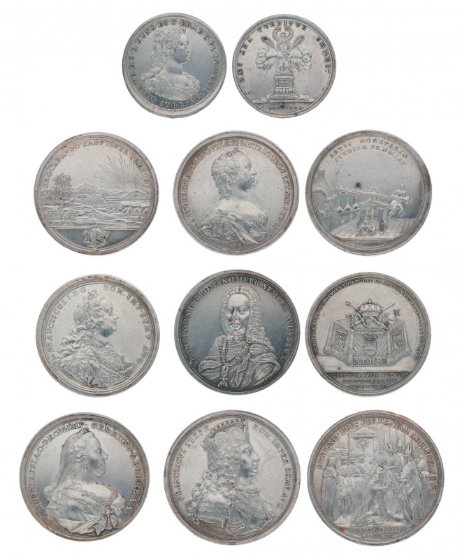 Wertige Sammlung von 44 Silbermedaillen Maria Theresia zu verschiedenen Anlässen...