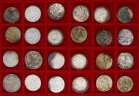 Partie Schweiz. Dabei 23 Ernimedaillen in Silber mit 2 x die seltene Ausgabe 1979 Zoo Zürich, 5 Franken 1874, verschiedene Schützenmedaillen und Schüt...