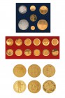 Eindrückliche Medaillensammlung mit 57 Goldmedaillen und 2 Silbermedaillen rund um das Thema Weltraum. Dabei einige Sets wie z.B. "Die erste Raumstati...