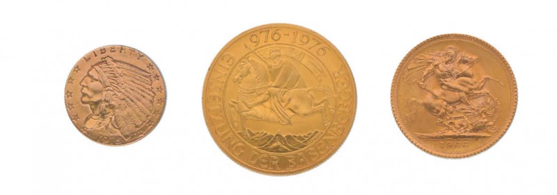 Kleine Sammlung von 26 Goldmünzen aus aller Welt. Mit dabei u.a. 
6 x 20 Franken...