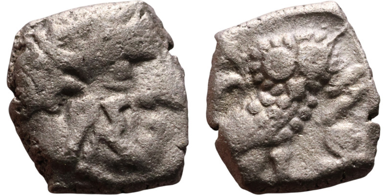 Greek Silver coin. (IV-I century BC)

7mm 0,46g