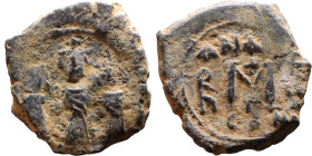 Heraclius, Martina and Heraclius Constantine (610-641) Follis Obverse: From left, Martina, Heraclius, heraclius Constantine Reverse: Large M, ANNO,