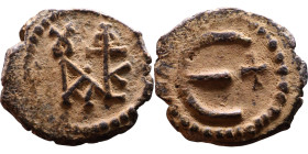 Justin II (565-578) Pentanummium. Obverse: Monogram Reverse: Large E