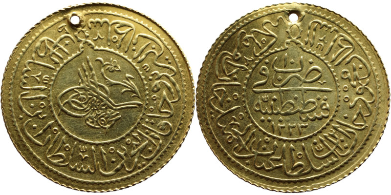 Ottoman Empire (XIV-XX century) Golden Coin. Obverse: Arabic inscription. Revers...