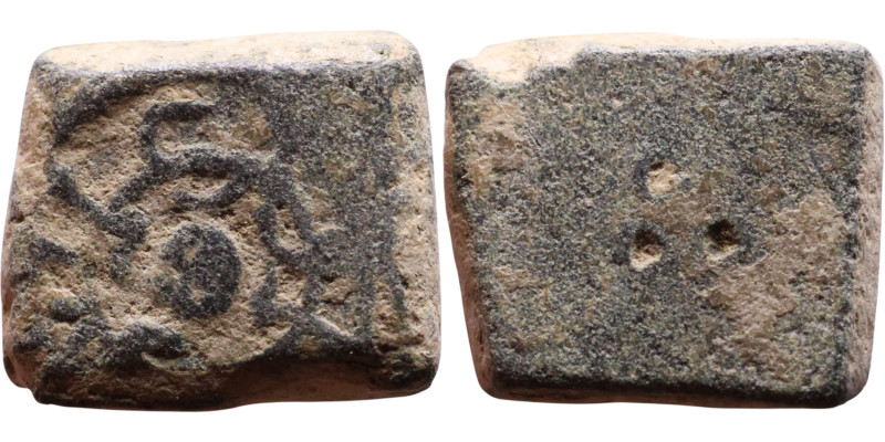 Islamic Period – Weight

8mm 1,44g