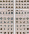 Indien: Britisch-Indien, George VI. 1936-1947: Sammlung 44 Münzen der englischen Kolonie, dabei Silbermünzen zu 1 Rupie / Rupee, Half Rupie oder 1/4 R...