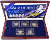 Deutschland: 5 Euro 2016 Blauer Planet Erde mit Polymerring. 5er Münzenset = alle Prägeanstalten (A,D,F,G,J) je im Quadrumdose. Jaeger 607. Nominal 25...