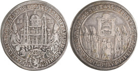 Altdeutschland und RDR bis 1800: Salzburg, Paris von Lodron 1619-1653: Taler 1628 (Reichstaler), Auf die Domweihe. 27,66 g, Davenport 3499, Probszt 11...