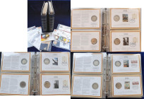 Numisbriefe, Numisblätter: Zwei Alben und ein paar lose Numisbriefe / Numisblätter mit diversen Münzen und Medaillen aus aller Welt bestückt, dabei vi...
