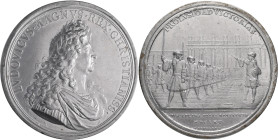 Medaillen alle Welt: Frankreich, Ludwig XIV. 1643-1715: Zinngussmedaille 1665 von R und F. Bernard, auf die Wiederherstellung der Heeresdisziplin, 71,...
