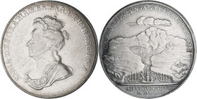 Medaillen alle Welt: Großbritannien, Anne 1702-1714: Silbermedaille 1702, unsigniert, von J. Croker, auf die Seeschlacht bei Vigo, Eimer 395a, 37 mm, ...