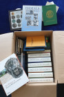 Literatur: Interessantes Konvolut von insgesamt 30 Bücher/Kataloge, u. a. Münzen der Griechen, Münzen der Römer, Münzen von Byzanz, Ralph Kankelfitz -...