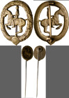 Orden & Ehrenzeichen: Drittes Reich: Reiterabzeichen 3. Klasse in Bronze, hohlgeprägt, innen Hersteller L. CHR. LAUER NÜRNBERG-BERLIN ..., an flacher ...