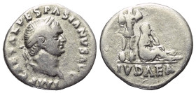 Vespasianus (69 - 79 n. Chr.).

 Denar (Silber). 69 - 70 n. Chr. Rom.
Vs: IMP CAESAR VESPASIANVS AVG. Kopf mit Lorbeerkranz rechts.
Rs: IVDAEA. Ve...