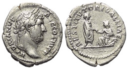 Hadrianus (117 - 138 n. Chr.).

 Denar (Silber). 136 n. Chr. Rom.
Vs: HADRIANVS AVG COS III P P. Belorbeerter Kopf rechts.
Rs: RESTITVTORI GALLIAE...