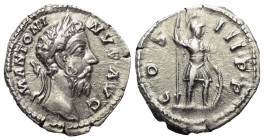 Marcus Aurelius (161 - 180 n. Chr.).

 Denar (Silber). 176 - 180 n. Chr. Rom.
Vs: M ANTONINVS AVG. Belorbeerter Kopf rechts.
Rs: COS - III P P. Ma...