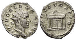 Severus Alexander (222 - 235 n. Chr.). Divus Severus Alexander.

 Antoninian (Silber). 250 - 251 n. Chr. (unter Traianus Decius). Rom.
Vs: DIVO ALE...