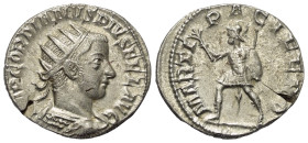 Gordianus III. (238 - 244 n. Chr.).

 Antoninian (Silber). 242 - 243 n. Chr. Antiochia.
Vs: IMP GORDIANVS PIVS FEL AVG. Büste mit Strahlenkrone, Pa...