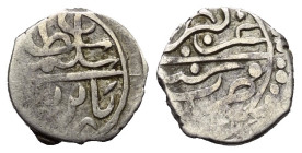 Osmanen. Selim I. (918 - 926 H. / 1512 - 1520).

 Akce (Silber). Ohne Jahr. Ohne Münzstätte (wohl Hisn).
Vs: Name und Titel.
Rs: Azze nasrühü düri...