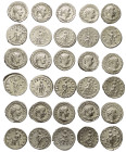 Römische Münzen - Lots. Kaiserzeit.


Lot (30 Stück, Silber): Antoniniane des Gordianus III. (238 - 244 n. Chr.).

Sehr schön - vorzüglich.

Ve...