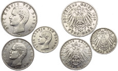 Deutschland - Lots.


Deutschland nach 1871. 
Kaiserreich. Bayern. Otto (1886 - 1913).

Lot (3 Stück, Silber): 5 Mark 1903, 3 Mark 1908 und 2 Ma...