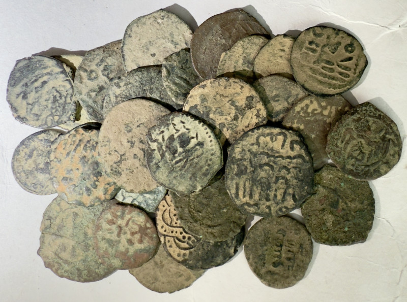 Multiple lot of 31 ancient bronze coins - as seen no returns. 87.56g