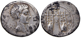 § Augusto (27 a.C.-14 d.C.) Dracma di Masicytes in Licia - Testa a dx - R/ Due Lire - RPC 3309 AG (g 3,73) Macchie diffuse.

Status: qBB

Notes: P...