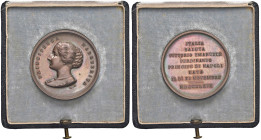 NAPOLI Margherita di Savoia (1851-1926) Medaglia 1869 - Opus: G. A. - AE (g 16,40 - 31mm) Hairlines. In astuccio.

Status: SPL+

Notes: