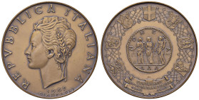 REPUBBLICA ITALIANA Medaglia 1962 Centenario dell'Unione Monetaria Italiana - Opus: Giampaoli - AE (g 55,41 - Ø 60 mm)

Status: FDC

Notes: