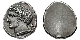 Monete Greche
Populonia - 10 Assi databile al III Secolo a.C. - Diritto: testa laureata maschile a sinistra; nel campo a destra la lettera X - Rovesc...